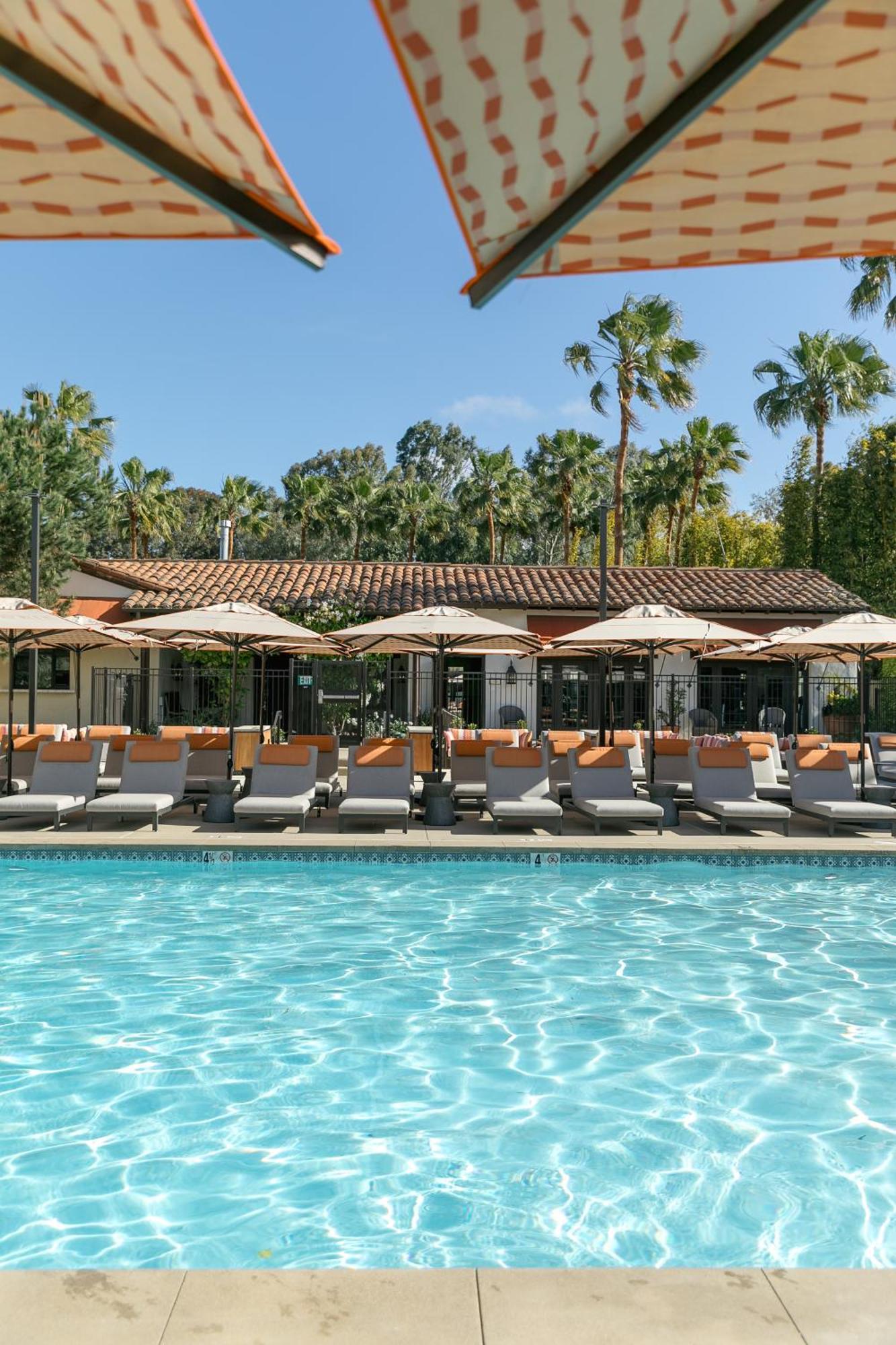 La Jolla & Hotel 4*